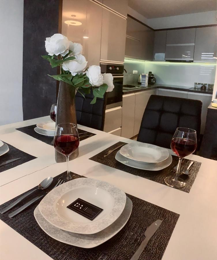 ז'שוב Downtown Apartments Family&Friends מראה חיצוני תמונה